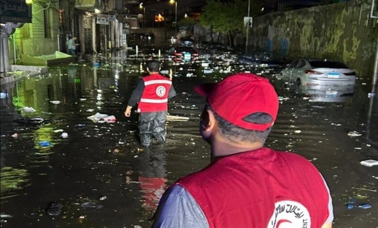 الإسكندرية تواجه عاصفة "غير مسبوقة": الهلال الأحمر يصدر إرشادات سلامة عاجلة بعد ليلة ثلجية ماطرة 1 683aff604236045c221c74f9