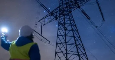 الأمريكيون يواجهون صيفًا حارًا وفواتير كهرباء مرتفعة: الغاز الطبيعي يقود الزيادة 1 202412300133183318