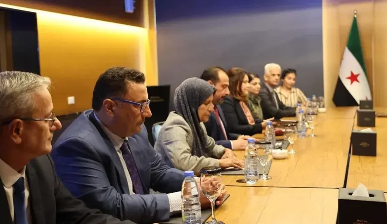 "الإدارة الذاتية" تواصل التفاوض بدمشق رغم الخلافات حول الانتخابات ودمج الجيش 1 30 13