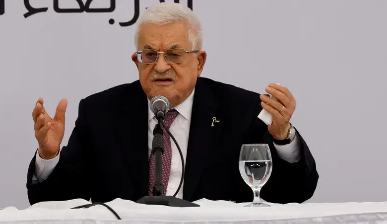 عباس يشدد على "الدولة الواحدة والسلاح الواحد".. ويؤكد اتفاقاً على نزع سلاح المخيمات 1 14 1