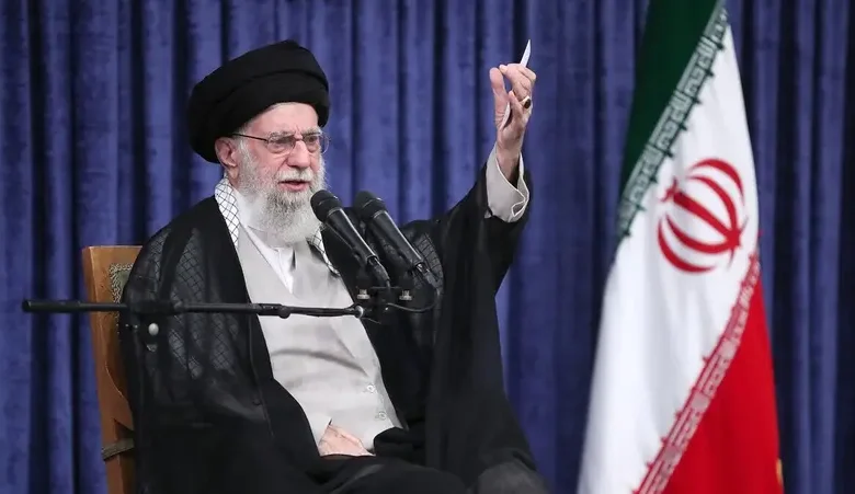 "طهران ترد على ترامب: القدرات النووية باقية.. خامنئي يسخر من تدمير المنشآت ويشيد بـ 'الصفعة الإيرانية' 1 4 14
