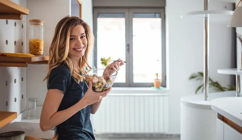 "توقف قبل الامتلاء": ممارسة "هارا هاتشي بو" اليابانية كـ إستراتيجية مستدامة للصحة المديدة والتحكم بالوزن 1 18 3