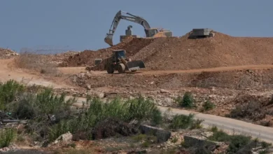 ⚠️ تقرير "اليونيفيل" يدين: بناء إسرائيل لجدار يتوغل في 4000 متر مربع من الأراضي اللبنانية يشعل خلافاً جديداً 3 5 12