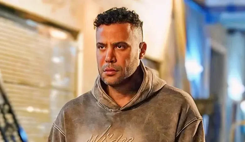 حريق ضخم يلتهم ديكور "الكينج" بالكامل.. محمد عادل إمام يشكر "وحوش الإنتاج" ويصر على العرض الرمضاني 1 8 24