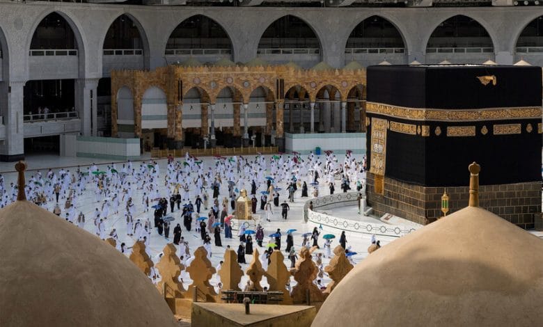 "سماسرة الحج" في قبضة الأمن.. الداخلية المصرية تشن حملة شعواء على كيانات النصب وتكشف حقيقة "تأشيرات الزيارة" 1 69635f1d4c59b7495203a6f7