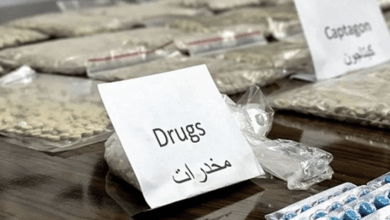 "رادارات العراق تلاحق بالونات السموم".. إحباط تهريب 140 ألف حبة مخدرة بالصحراء. 2 6963beeb4236040b2b5b64b7