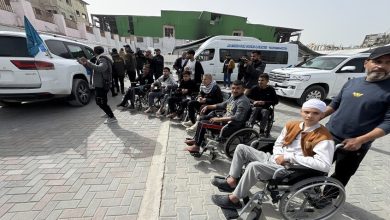 "فخ المرحلة الثانية": حماس تتهم الاحتلال بخنق غزة إنسانياً رغم اتفاق وقف الحرب مطلع 2026.. هل تنهار التهدئة بسبب "حرب الشاحنات" اليوم الثلاثاء؟ 1 6981d4f54c59b766cc319ad6