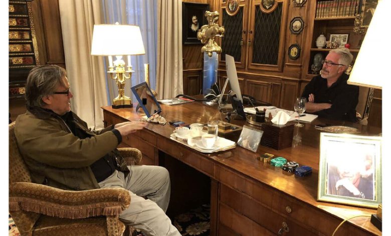 "هندسة الفوضى".. وثائق إبستين المسربة تكشف تحالفاً سرياً مع ستيف بانون لـ اختطاف القرار الأوروبي 10 698c563f42360429b2387957