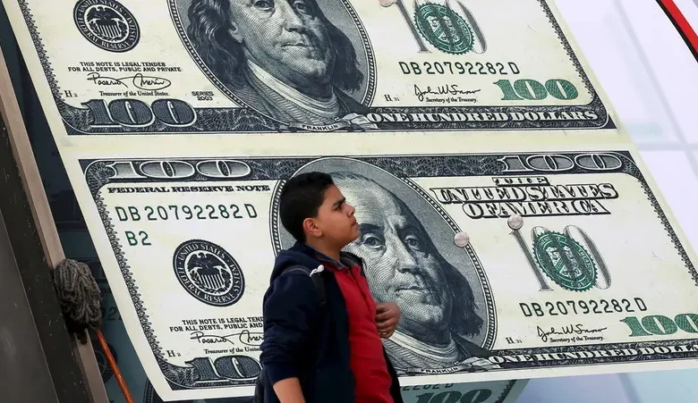 الجنيه المصري يستعيد عافيته بعد عاصفة الحرب الدولار يكسر حاجز الـ 53 جنيهاً وسط تفاؤل بحمود الهدنة وعودة الاستثمارات 1 aa2ad8fd 8876 4ac6 90e4 6c35c479dac1 16x9 1200x676
