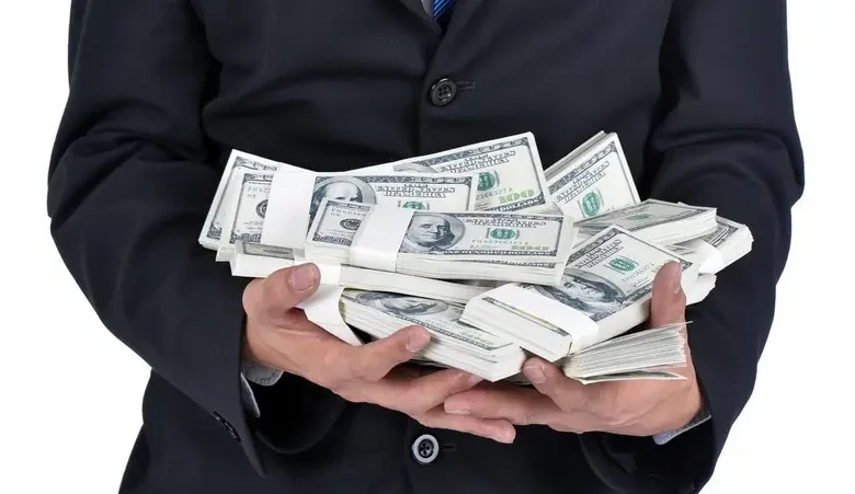 فساد بمئات المليارات في سوريا: الجهاز المركزي للرقابة يكشف حصيلة تحقيقات الربع الأول وقرارات بالحجز ومنع السفر 1 cf46f0b7 5875 48fe 8022 895838ad2fee 16x9 1200x676