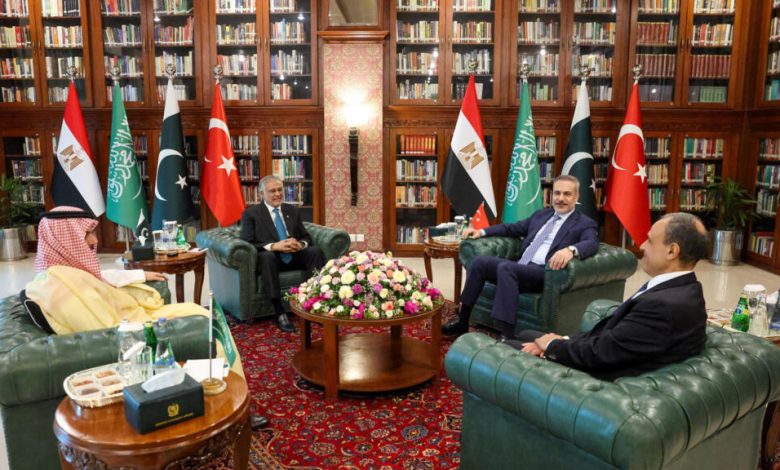 باكستان تتوسط بين واشنطن وطهران لتهدئة الحرب 1 d8a8d8a7d983d8b3d8aad8a7d986 d8aad8aad988d8b3d8b7 d8a8d98ad986 d988d8a7d8b4d986d8b7d986 d988d8b7d987d8b1d8a7d986 d984d8aad987d8afd8a6