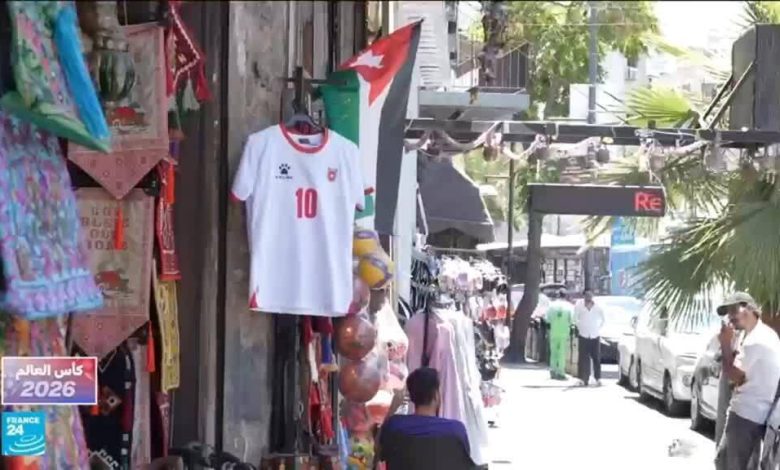 الأردن يحتفل: فرحة التأهل للمونديال تتحول إلى مهرجان وطني 1 d8a7d984d8a3d8b1d8afd986 d98ad8add8aad981d984 d981d8b1d8add8a9 d8a7d984d8aad8a3d987d984 d984d984d985d988d986d8afd98ad8a7d984 d8aad8aa