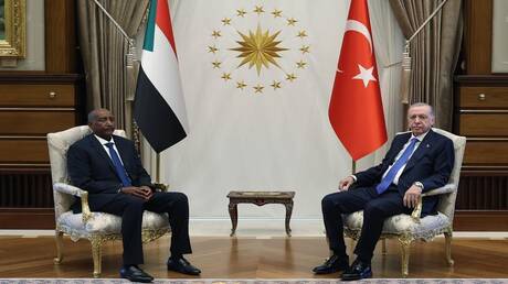 البرهان وأردوغان يبحثان تعزيز العلاقات السودانية التركية 1 d8a7d984d8a8d8b1d987d8a7d986 d988d8a3d8b1d8afd988d8bad8a7d986 d98ad8a8d8add8abd8a7d986 d8aad8b9d8b2d98ad8b2 d8a7d984d8b9d984d8a7d982