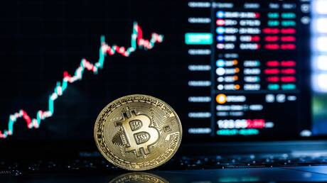 بيتكوين تتخطى ٧٠ ألف دولار للمرة الأولى منذ ٢٠٢٦ 1 d8a8d98ad8aad983d988d98ad986 d8aad8aad8aed8b7d989 d9a7d9a0 d8a3d984d981 d8afd988d984d8a7d8b1 d984d984d985d8b1d8a9 d8a7d984d8a3d988d984