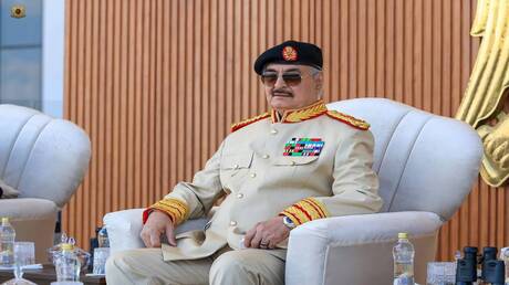 حفتر: الجيش لن يترك الساحة السياسية حتى استقرار ليبيا 1 d8add981d8aad8b1 d8a7d984d8acd98ad8b4 d984d986 d98ad8aad8b1d983 d8a7d984d8b3d8a7d8add8a9 d8a7d984d8b3d98ad8a7d8b3d98ad8a9 d8add8aad989