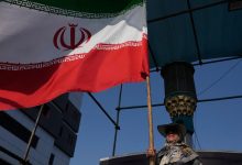 طهران تحذر من "الحرب الاقتصادية" وتفتح ممراً نفطياً 2 d8b7d987d8b1d8a7d986 d8aad8add8b0d8b1 d985d986 d8a7d984d8add8b1d8a8 d8a7d984d8a7d982d8aad8b5d8a7d8afd98ad8a9 d988d8aad981d8aad8ad d985