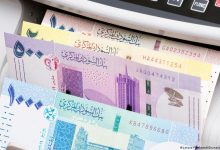 الدولار يلهب الأسعار في السودان: هل الحرب الإيرانية هي السبب؟ 2 d8a7d984d8afd988d984d8a7d8b1 d98ad984d987d8a8 d8a7d984d8a3d8b3d8b9d8a7d8b1 d981d98a d8a7d984d8b3d988d8afd8a7d986 d987d984 d8a7d984d8ad