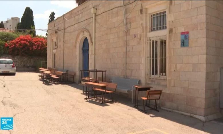 تعليق الدراسة في القدس الشرقية احتجاجاً على إجراءات الاحتلال 1 d8aad8b9d984d98ad982 d8a7d984d8afd8b1d8a7d8b3d8a9 d981d98a d8a7d984d982d8afd8b3 d8a7d984d8b4d8b1d982d98ad8a9 d8a7d8add8aad8acd8a7d8ac